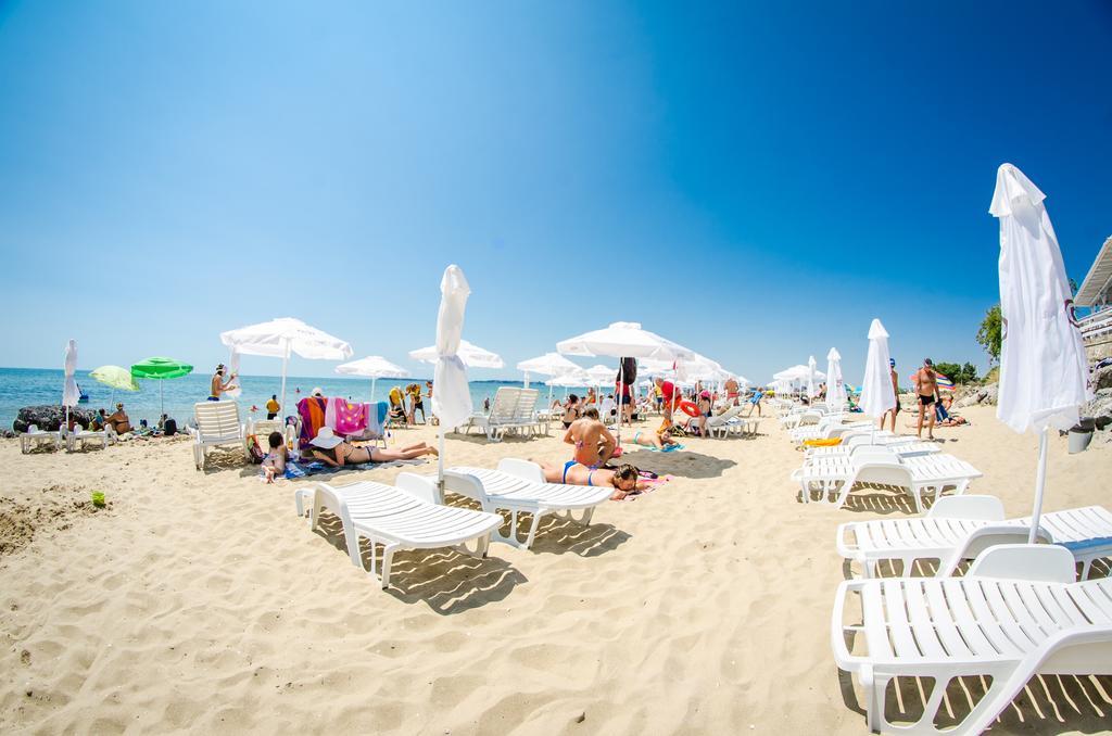 Prestige Mer D'Azur 써니비치 외부 사진