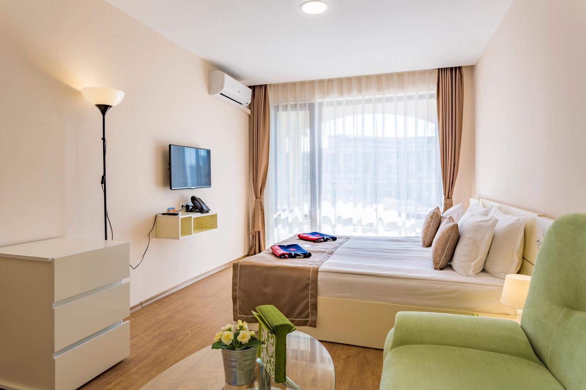 Prestige Mer D'Azur 써니비치 외부 사진